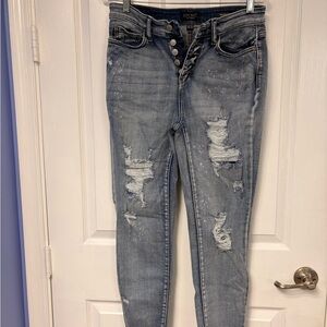 Judy Blue Distressed Skinny Jeans in Light Blue Wash
